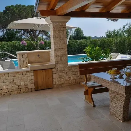 Ivana * Novigrad Istria